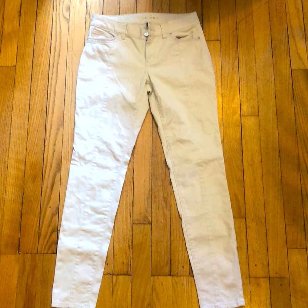 Women size 2 skinny jeans